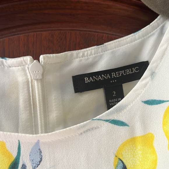 Banana republic lemon print dress with tie size 2 - Picture 2 of 2